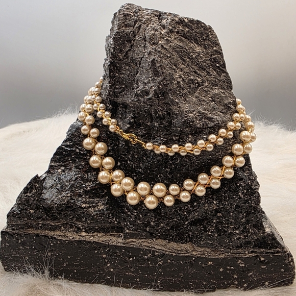 Elegant Vintage Gold Pearl Inspired Double Row Graduated 24" Necklace - Picture 7 of 8